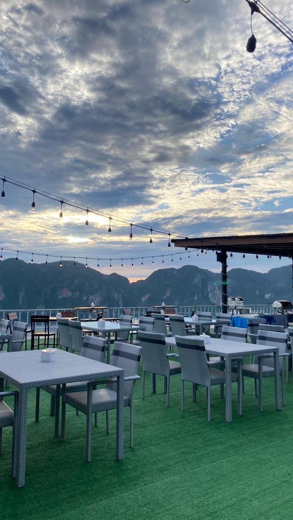 Phi Phi Mountain Beach Resort Sha Certified Zewnętrze zdjęcie